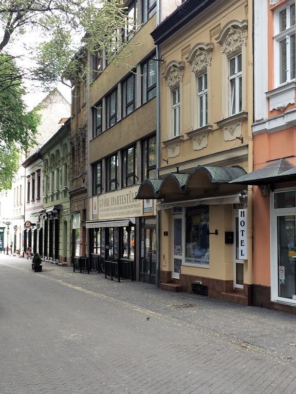 Kuckó Panzió Győr Exterior foto